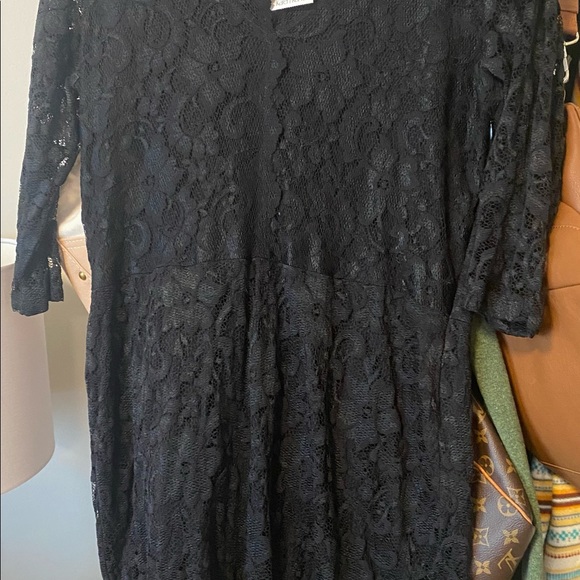 Brand new karen kane dreas with tags! - Picture 4 of 4